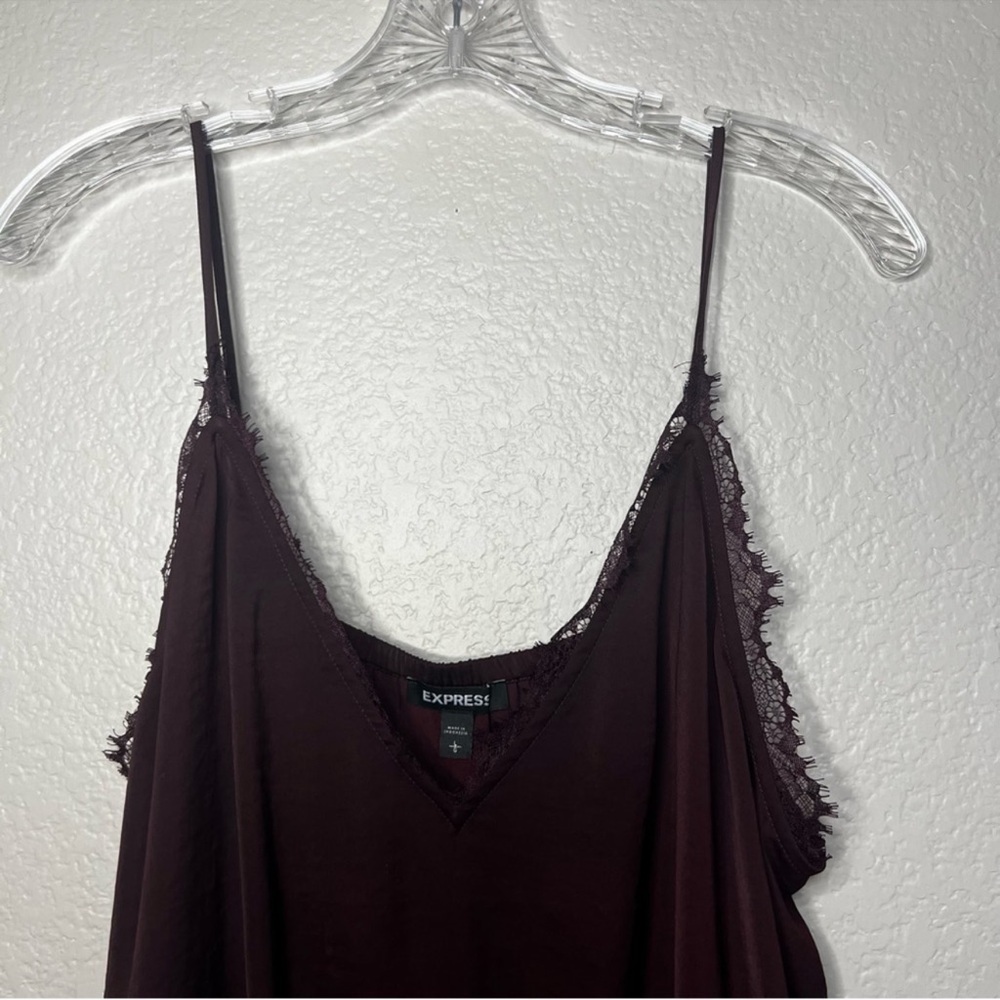 Express V-Neck Lace Trim Sleeveless Blouse Size: L - Picture 2 of 8